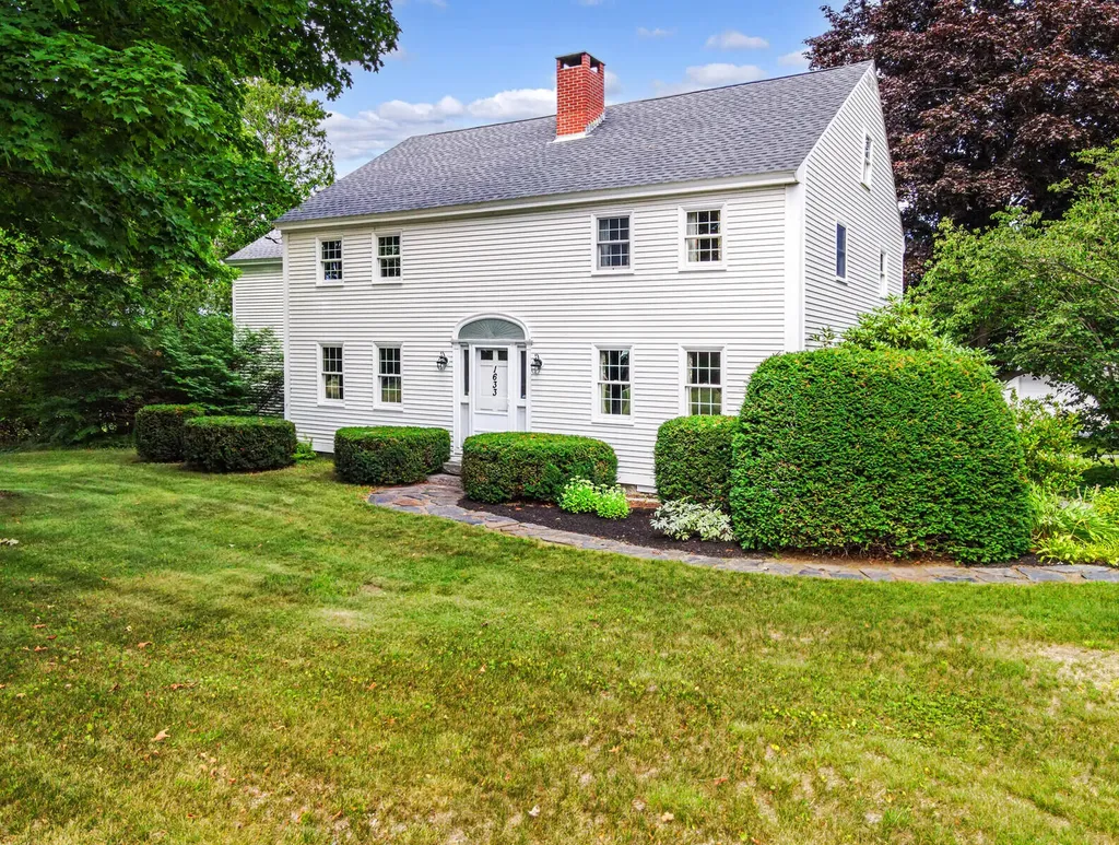 1633 Main Street Readfield ME 04355