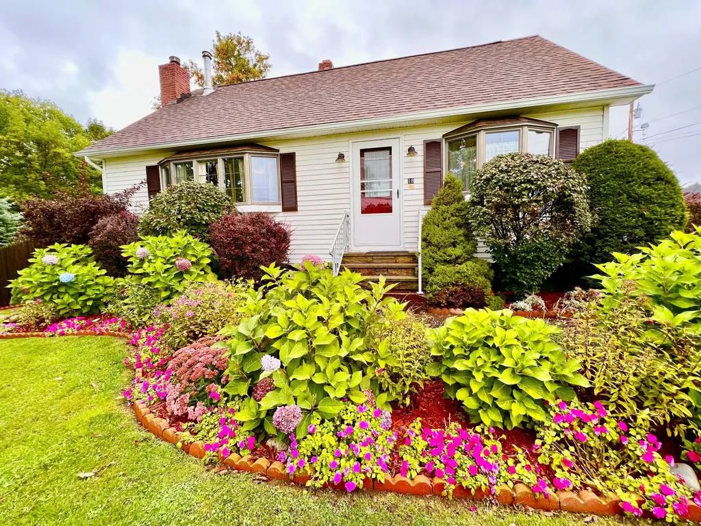 18 County Road Milford ME 04461