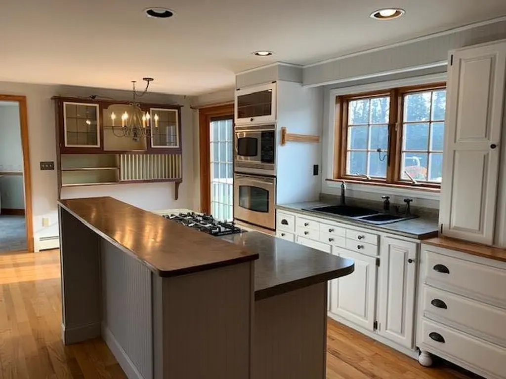 20 Foss Hill Road Benton ME 04901