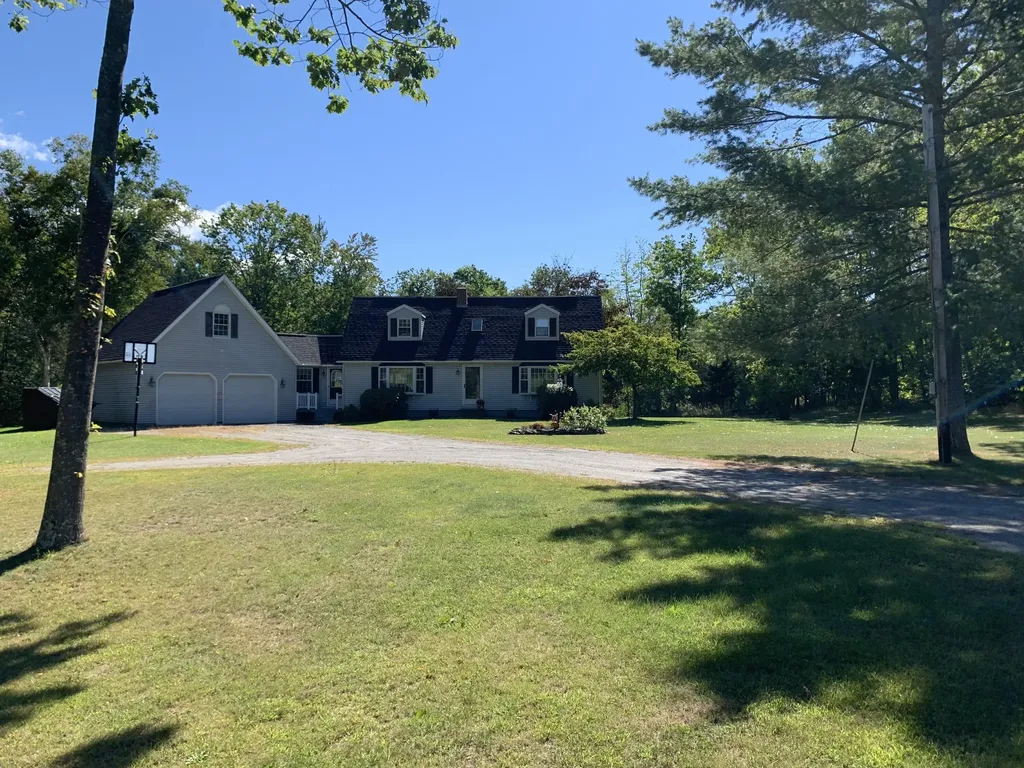 20 Foss Hill Road Benton ME 04901