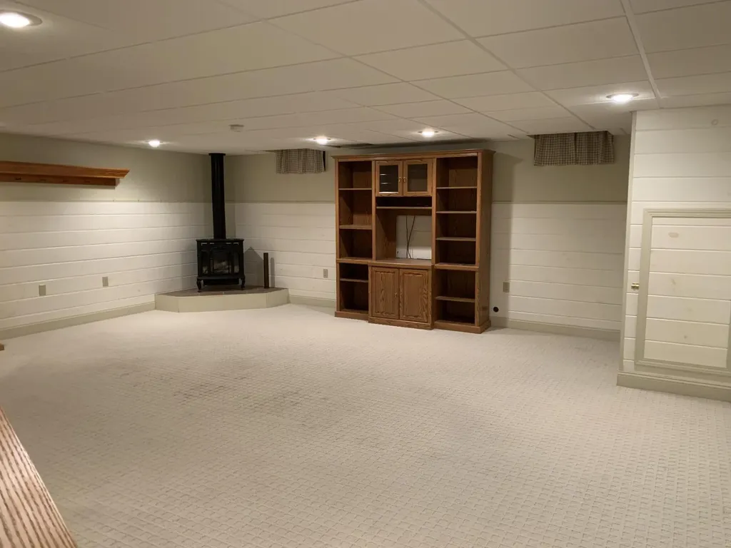 20 Foss Hill Road Benton ME 04901