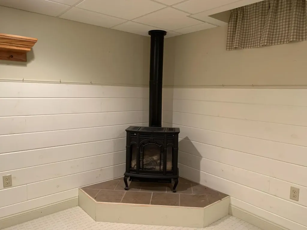 20 Foss Hill Road Benton ME 04901