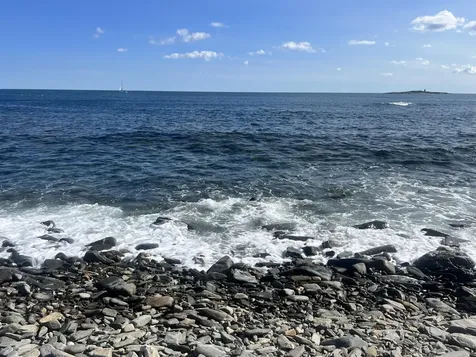 186 Seashore Avenue Portland ME 04108