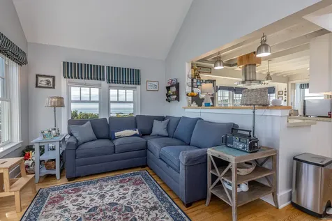 186 Seashore Avenue Portland ME 04108