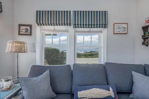 186 Seashore Avenue Portland ME 04108