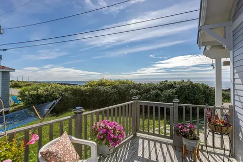 186 Seashore Avenue Portland ME 04108