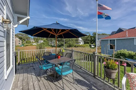 186 Seashore Avenue Portland ME 04108