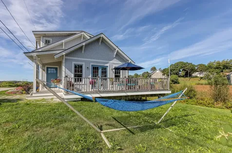 186 Seashore Avenue Portland ME 04108