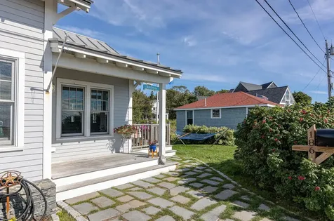 186 Seashore Avenue Portland ME 04108