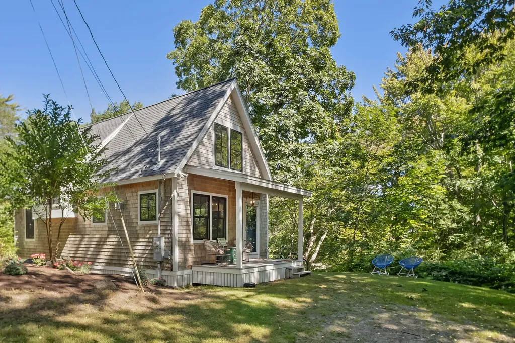 4 Heather Lane Biddeford ME 04005