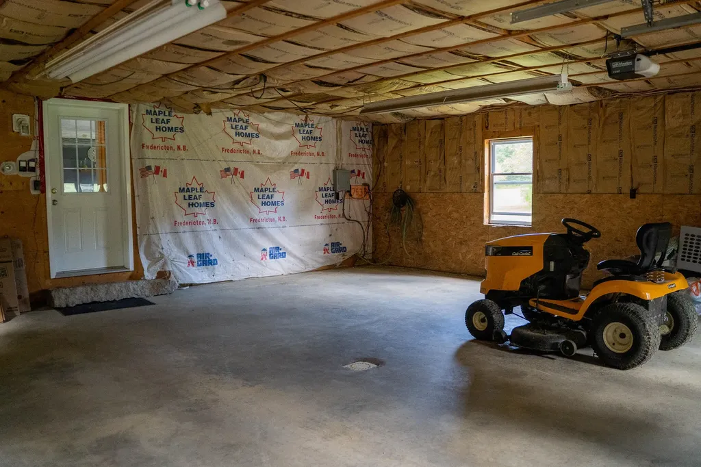 15 Orchard Drive Saint Albans ME 04971