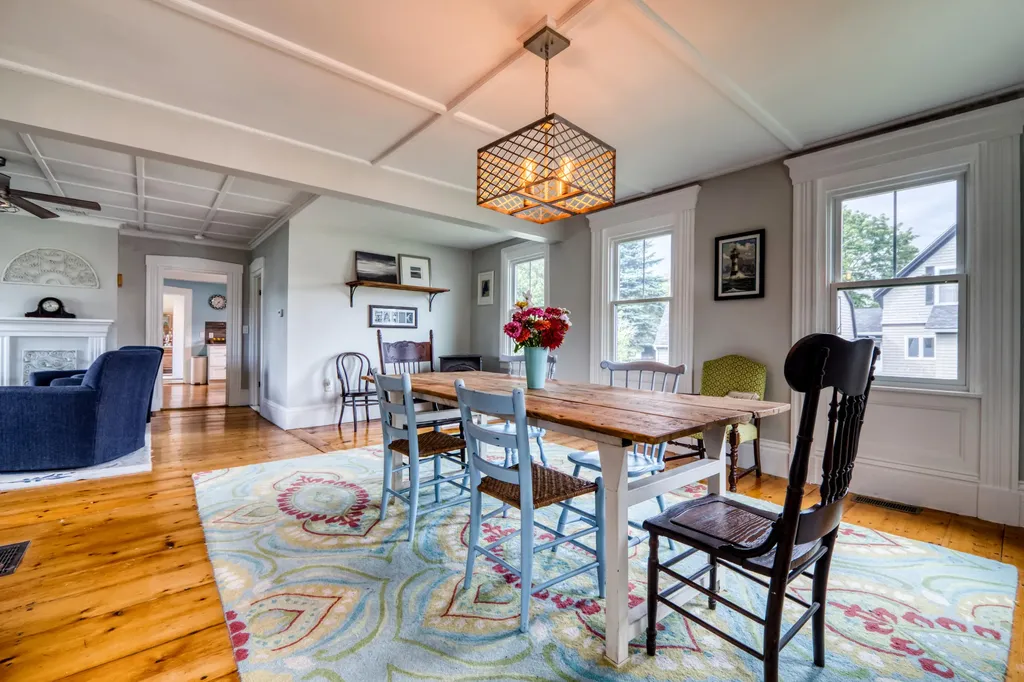 51 Suffolk Street Rockland ME 04841