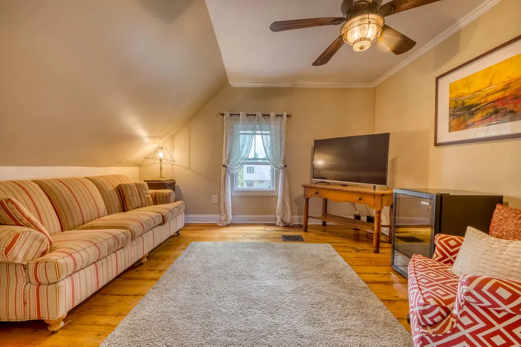 51 Suffolk Street Rockland ME 04841
