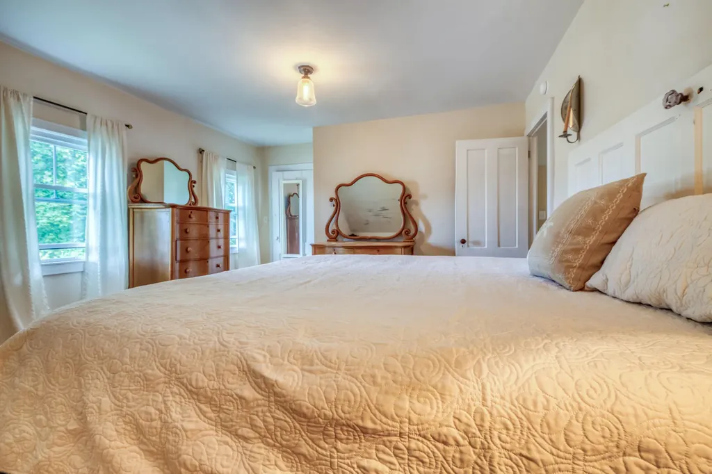 51 Suffolk Street Rockland ME 04841