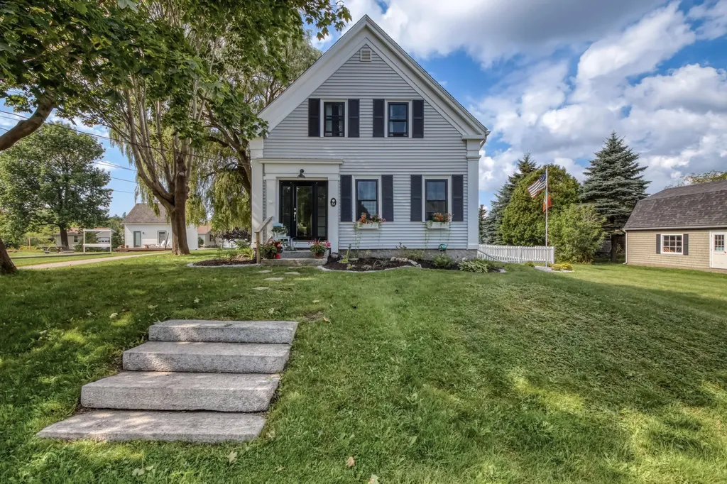 51 Suffolk Street Rockland ME 04841