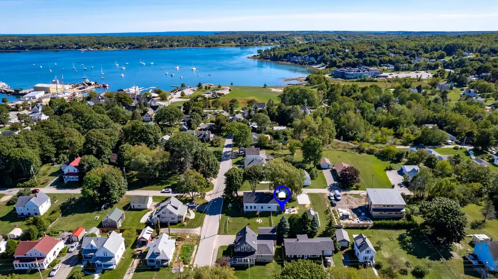 51 Suffolk Street Rockland ME 04841