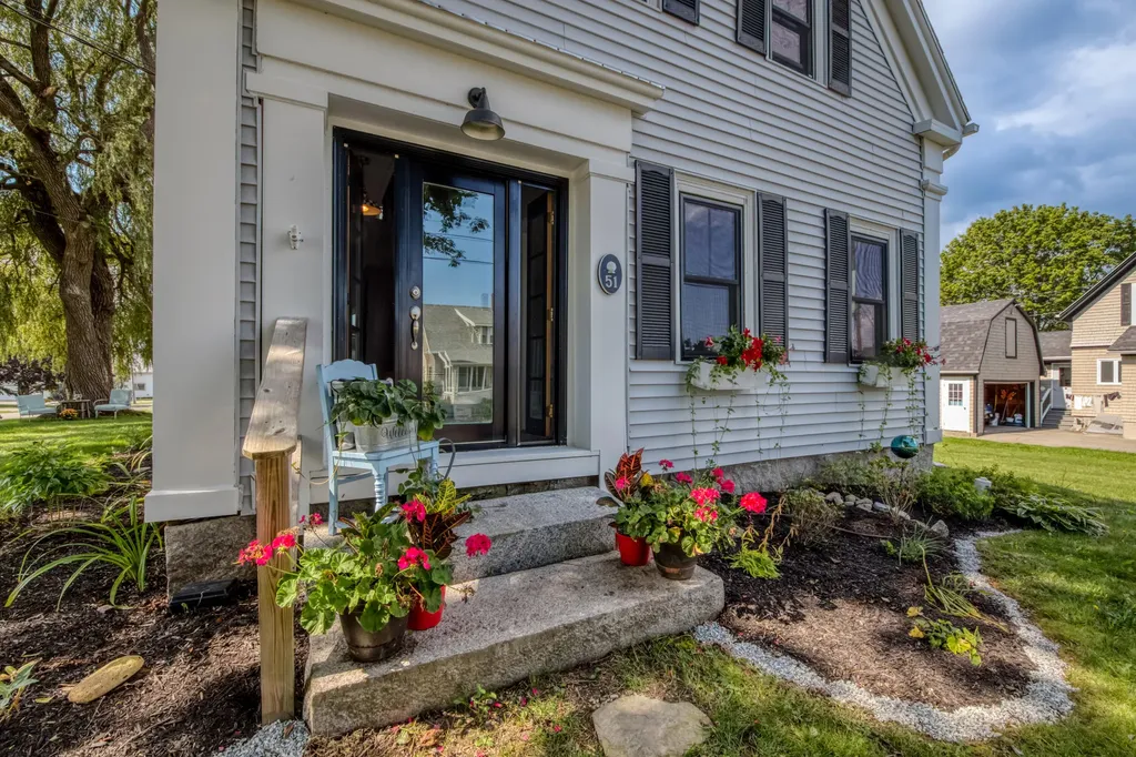51 Suffolk Street Rockland ME 04841