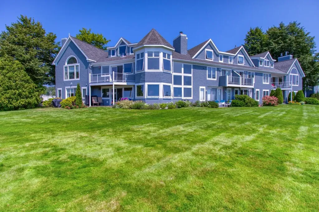 64 Mcfarland Point Drive Boothbay Harbor ME 04538