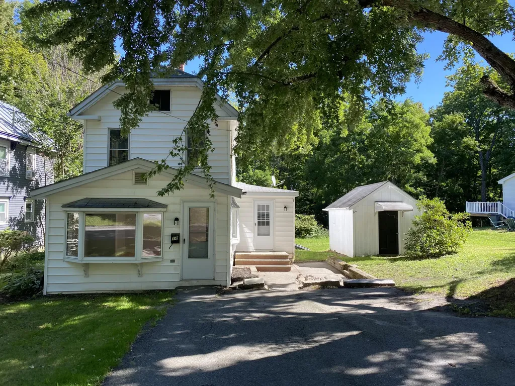 14 Greenville Street Hallowell ME 04347