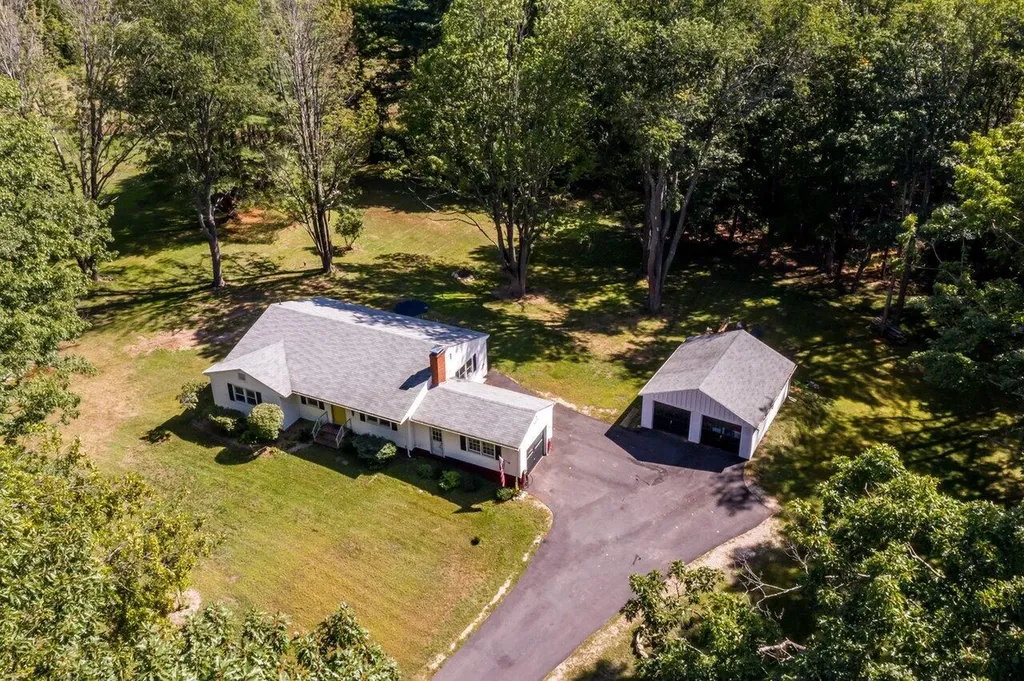 1624 State Road Eliot ME 03903