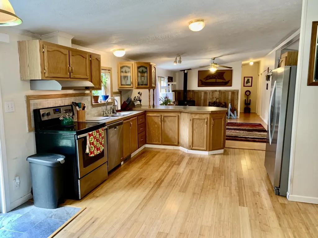 9 Dustin Drive Sabattus ME 04280
