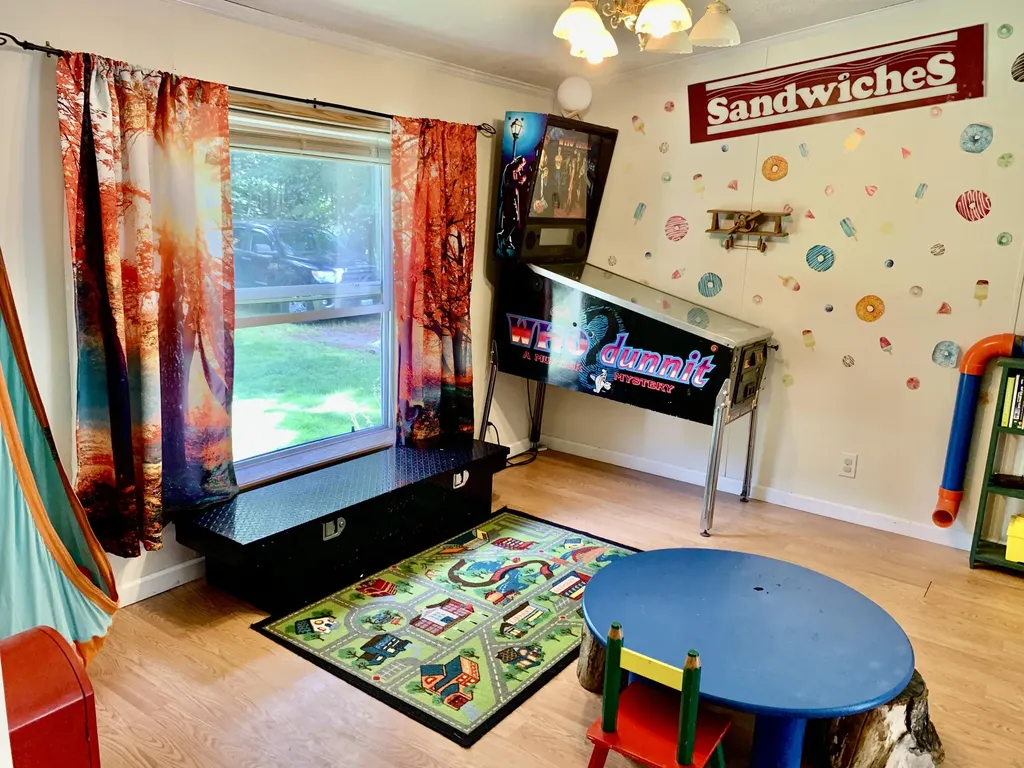 9 Dustin Drive Sabattus ME 04280