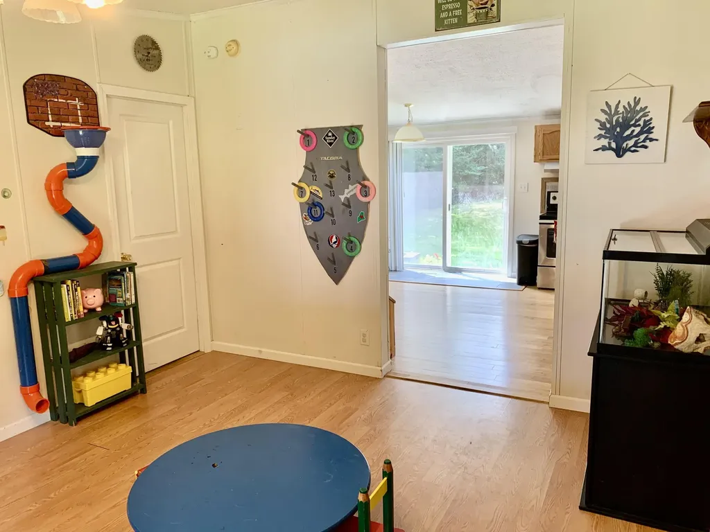 9 Dustin Drive Sabattus ME 04280