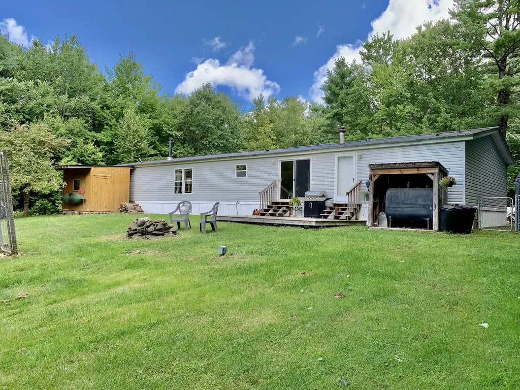 9 Dustin Drive Sabattus ME 04280