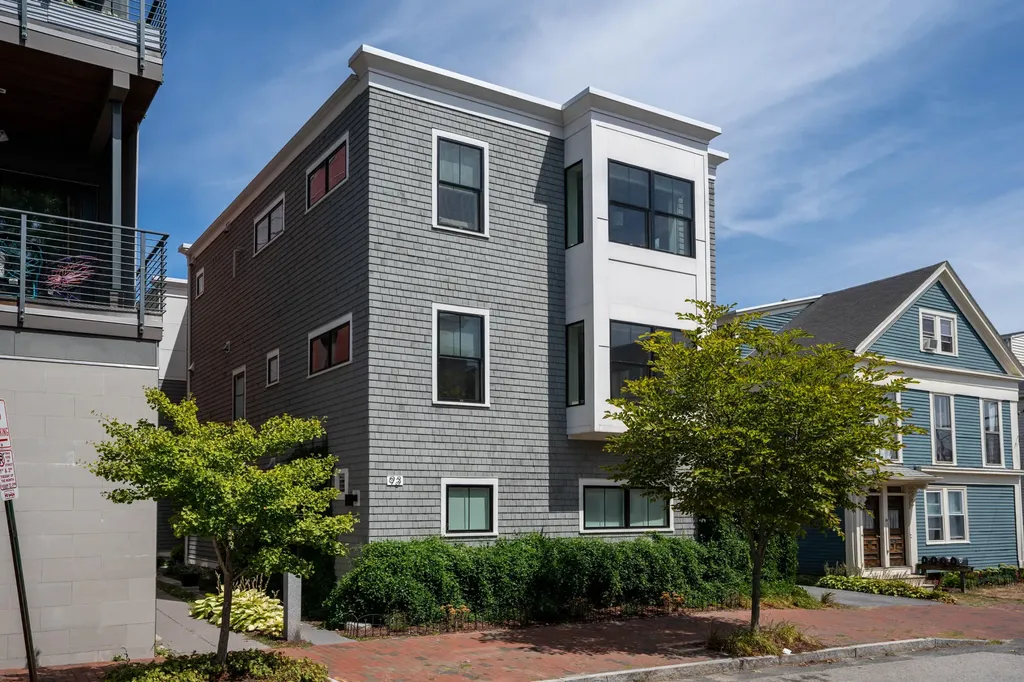 93 St Lawrence Street Portland ME 04101