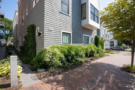 93 St Lawrence Street Portland ME 04101