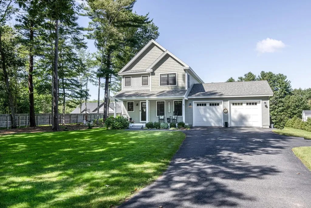 38 New Road Scarborough ME 04074
