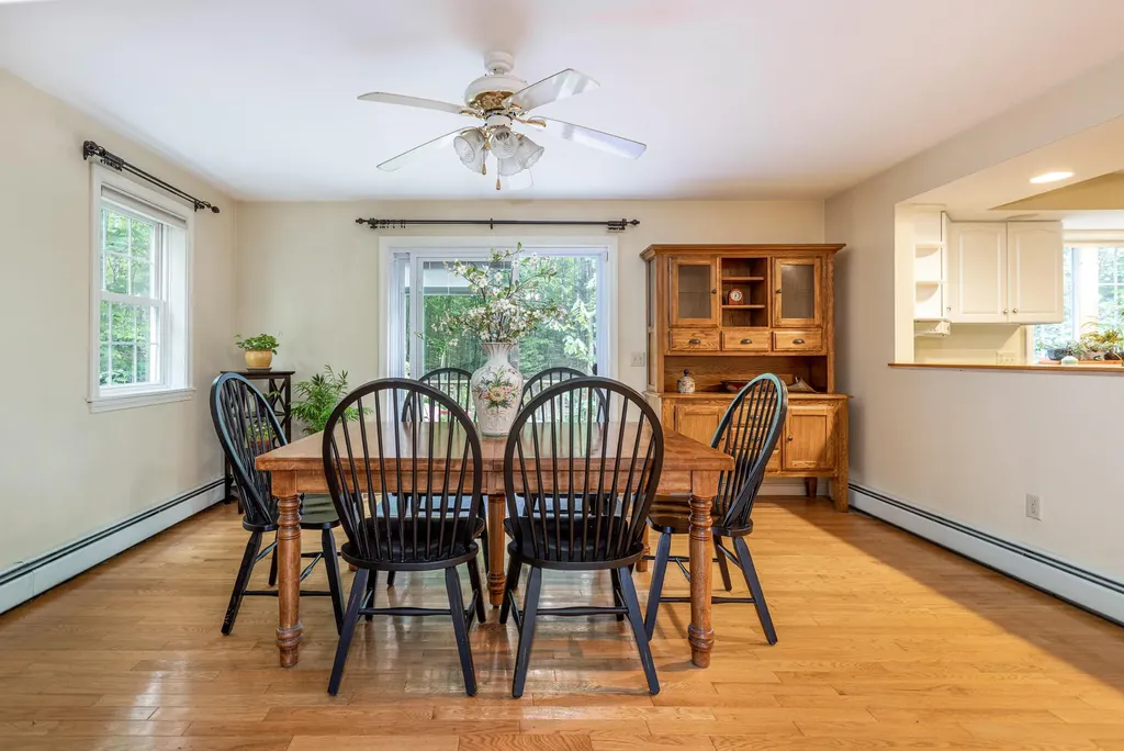 15 Stieg Road Durham ME 04222