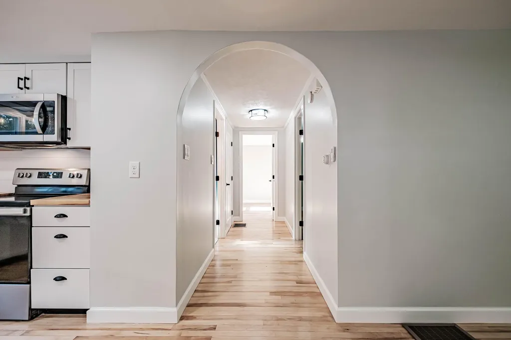 8 Larrabee Farm Road Scarborough ME 04074