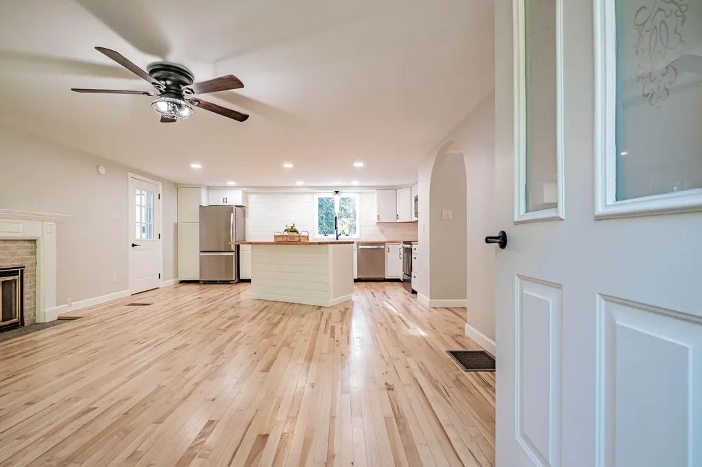 8 Larrabee Farm Road Scarborough ME 04074