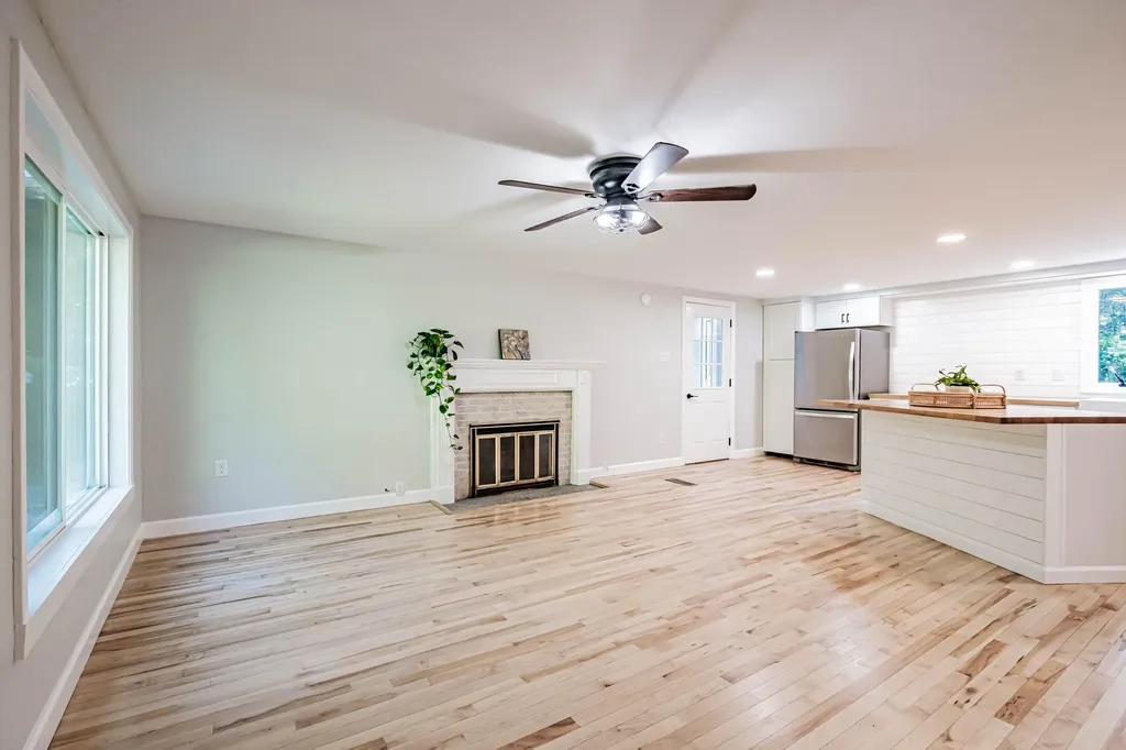 8 Larrabee Farm Road Scarborough ME 04074