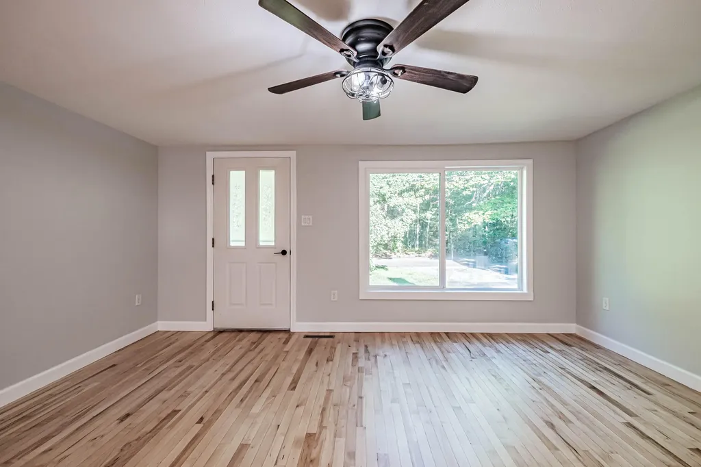 8 Larrabee Farm Road Scarborough ME 04074