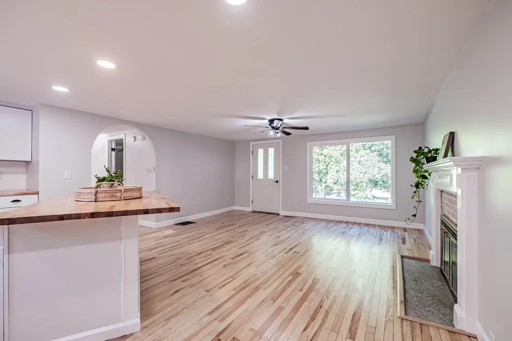 8 Larrabee Farm Road Scarborough ME 04074