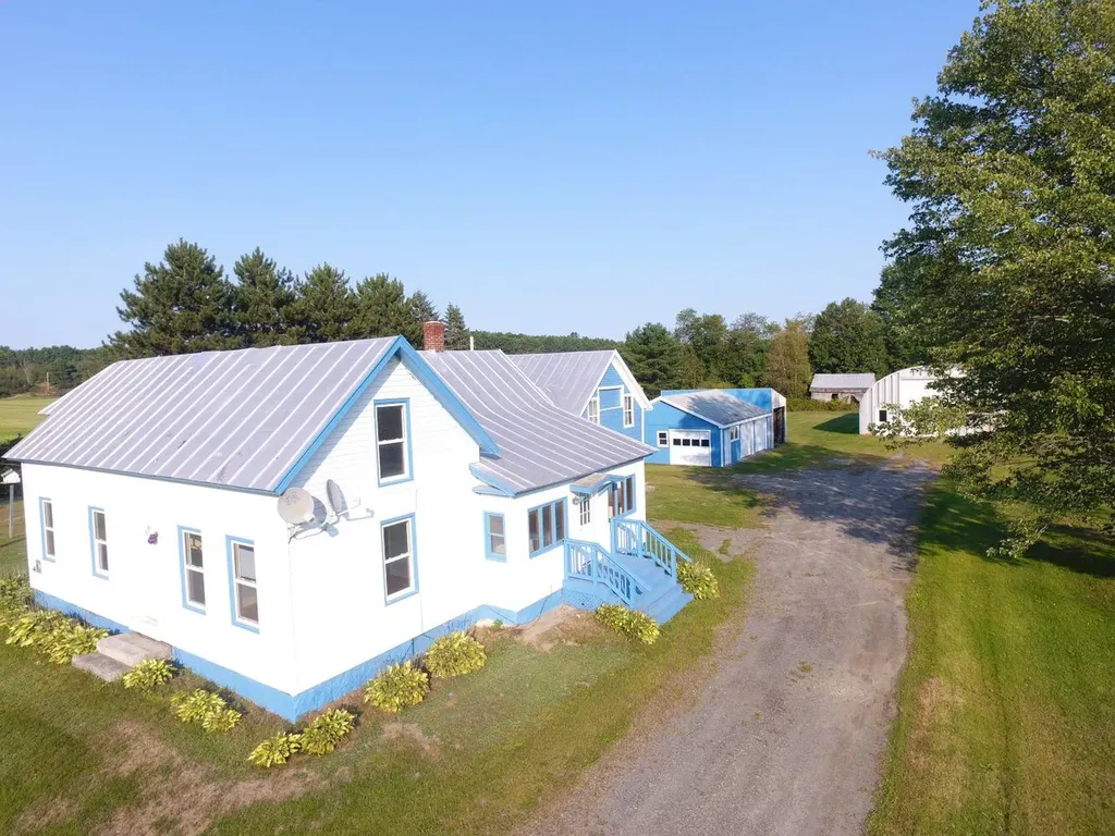 64 Smithfield Road Norridgewock ME 04957