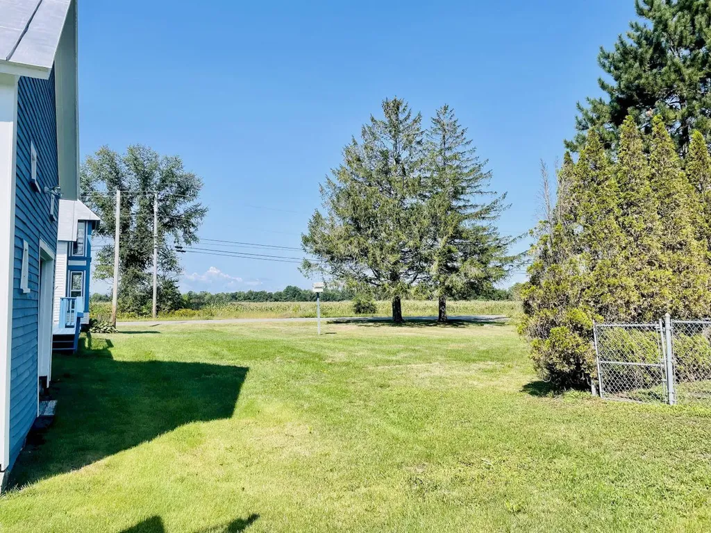 64 Smithfield Road Norridgewock ME 04957
