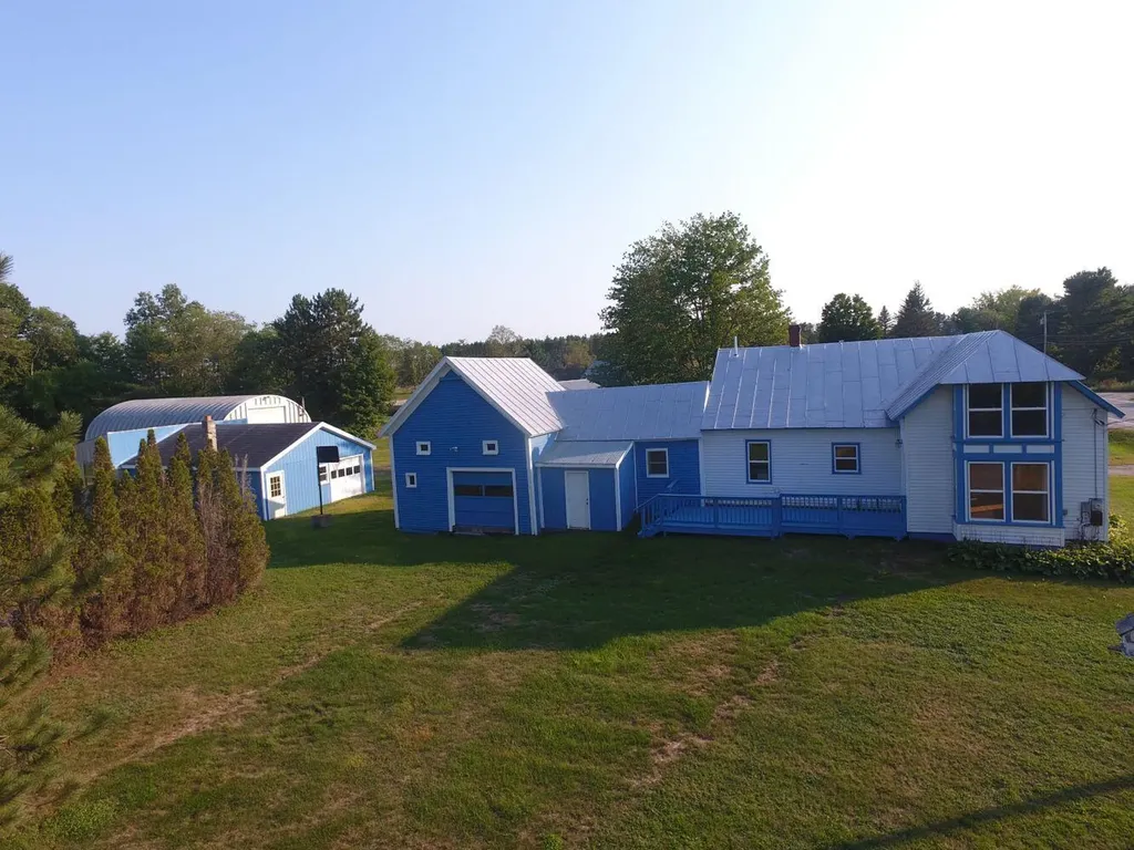 64 Smithfield Road Norridgewock ME 04957