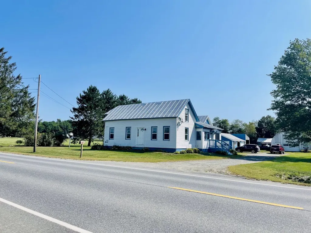 64 Smithfield Road Norridgewock ME 04957