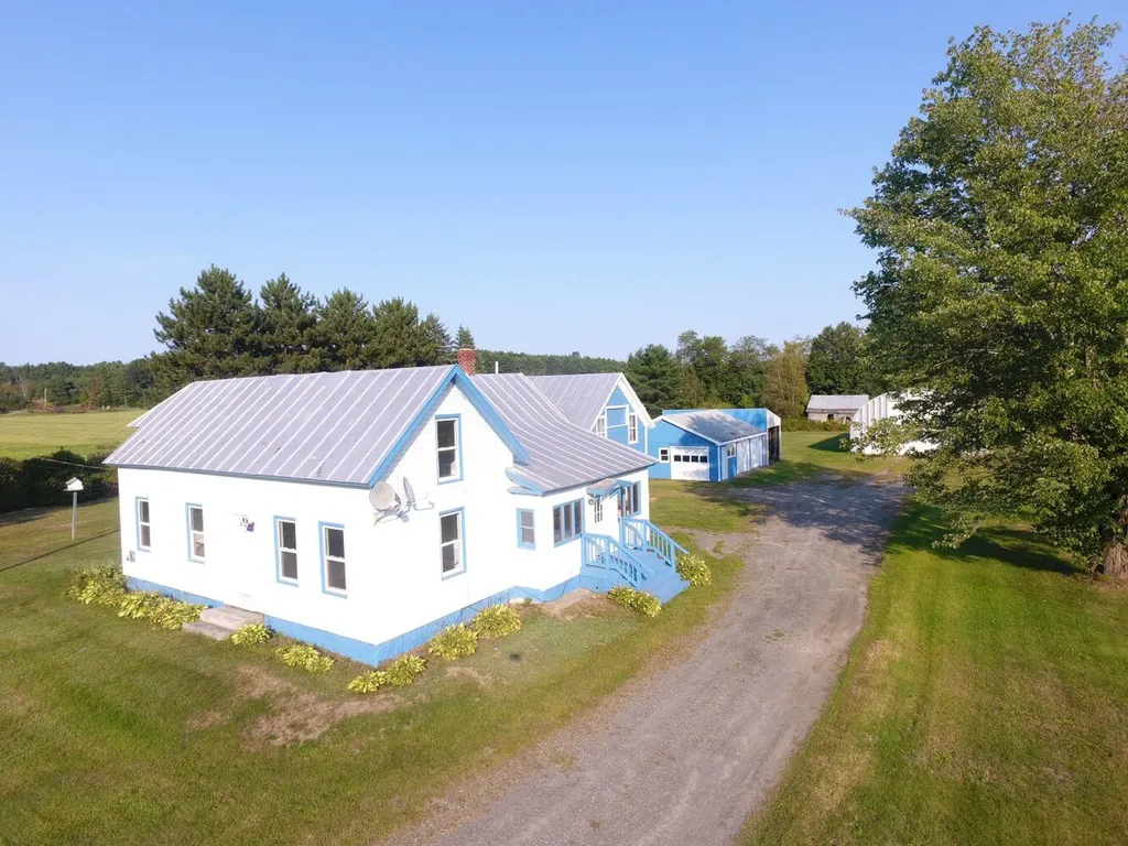 64 Smithfield Road Norridgewock ME 04957