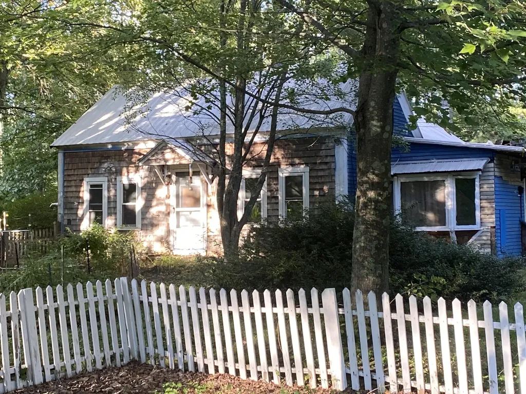 168 Long Plains Road Buxton ME 04093
