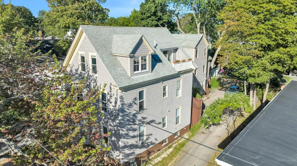 25 Fessenden Street Portland ME 04103