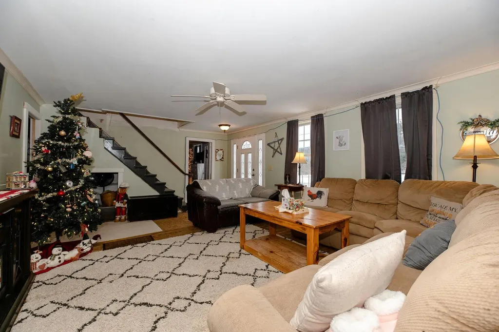 183 Pond Road Mount Vernon ME 04352