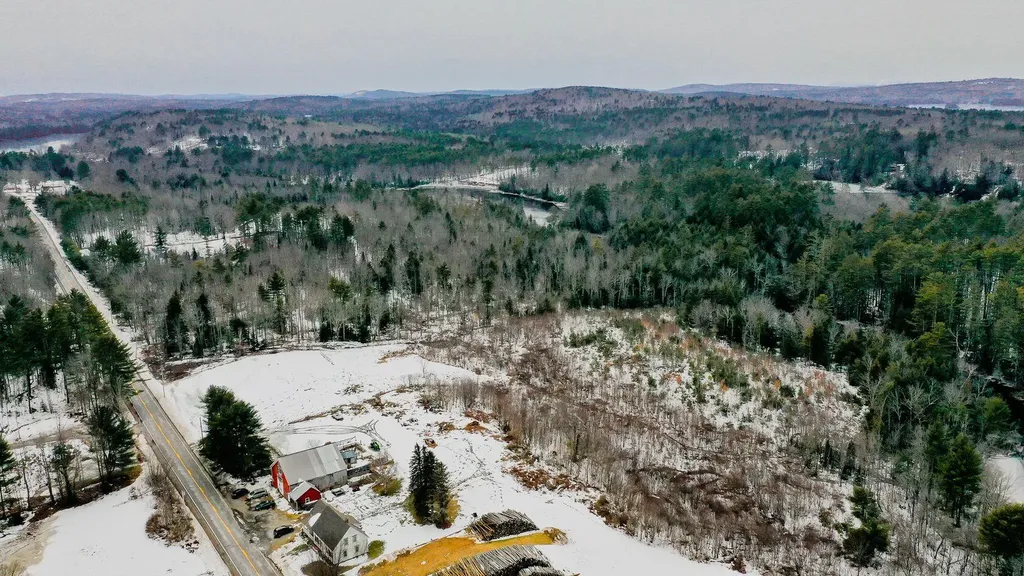 183 Pond Road Mount Vernon ME 04352