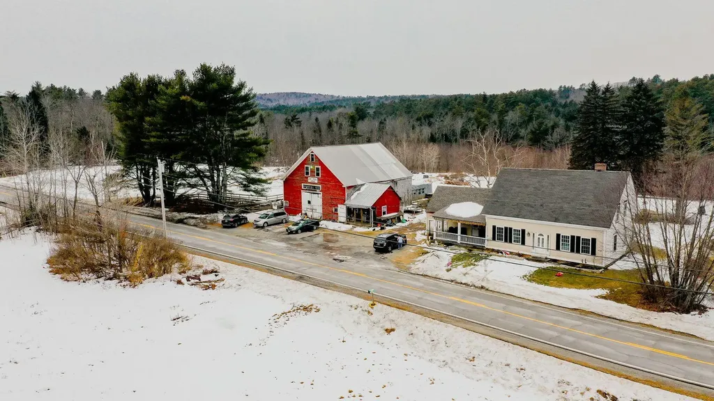 183 Pond Road Mount Vernon ME 04352