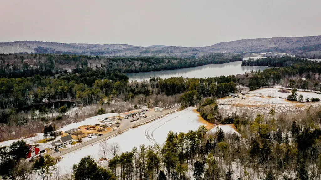 183 Pond Road Mount Vernon ME 04352