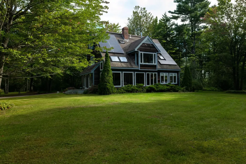 44 Lindsey Lane Blue Hill ME 04614