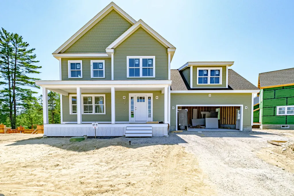 33 Pacer Way Scarborough ME 04074